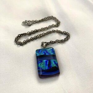 Blue Glass Rectangular Pendant on Silver-Colored Chain Necklace
